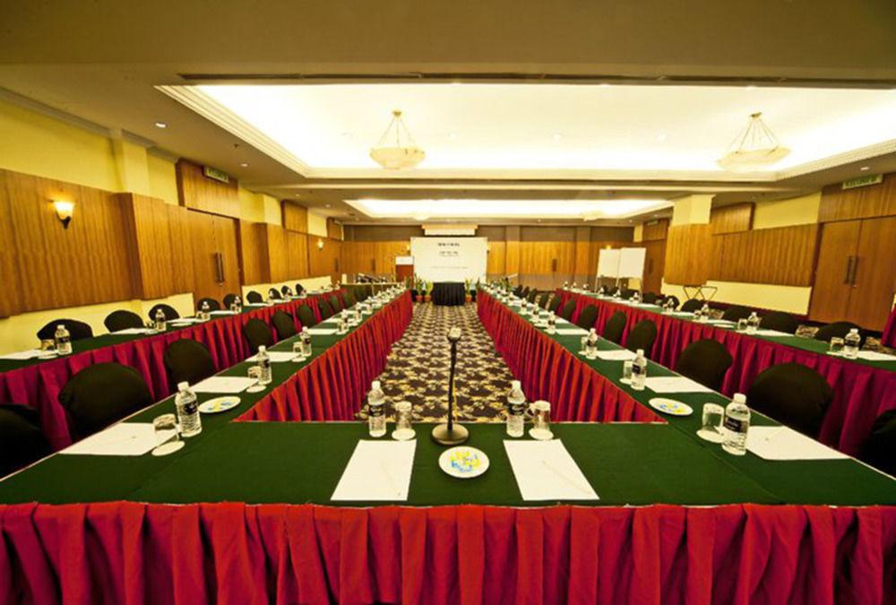 Flamingo Hotel By The Lake, Kuala Lumpur Ampang  Εξωτερικό φωτογραφία